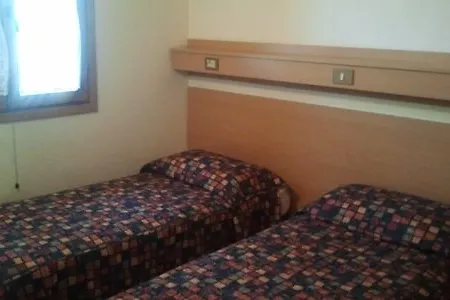 Tahiti Camping And Thermae Bungalow Park-2